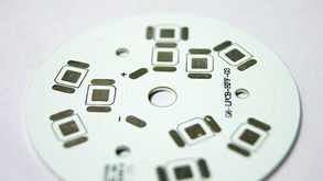 铝基板 高效散热的理想选择，引领电子产品性能革新